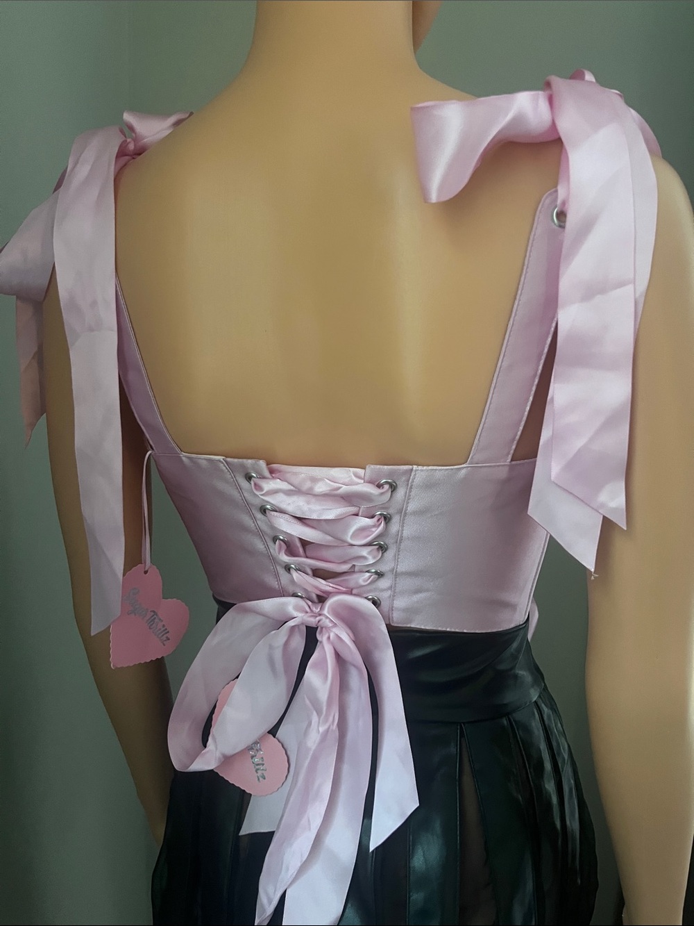 ‼️NWT‼️Dolls Kill X Sugar Thrillz Pink Satin Lace-Up Corset Top Medium - Picture 8 of 8